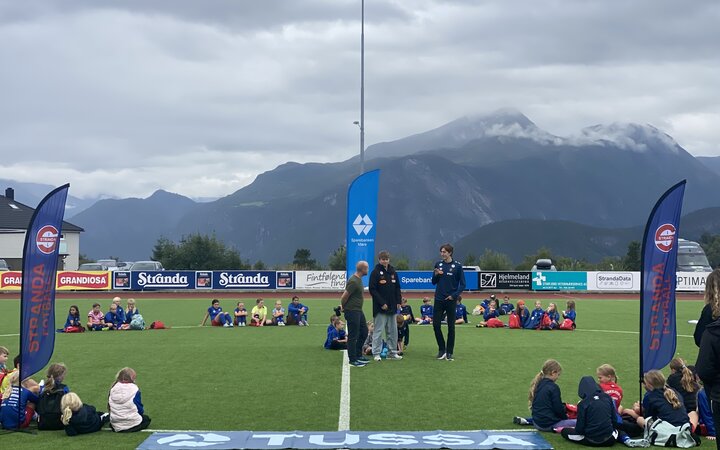 Besøk Aafk spelarar