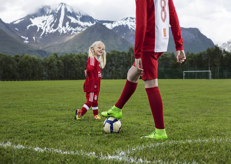 Tussa Fotball liggende